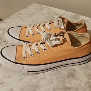 Converse Just Peachy Canvas Sneakers
